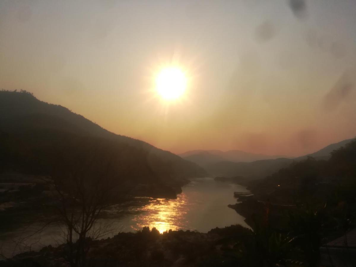 Mekong Backpackers Pakbeng Daire Dış mekan fotoğraf