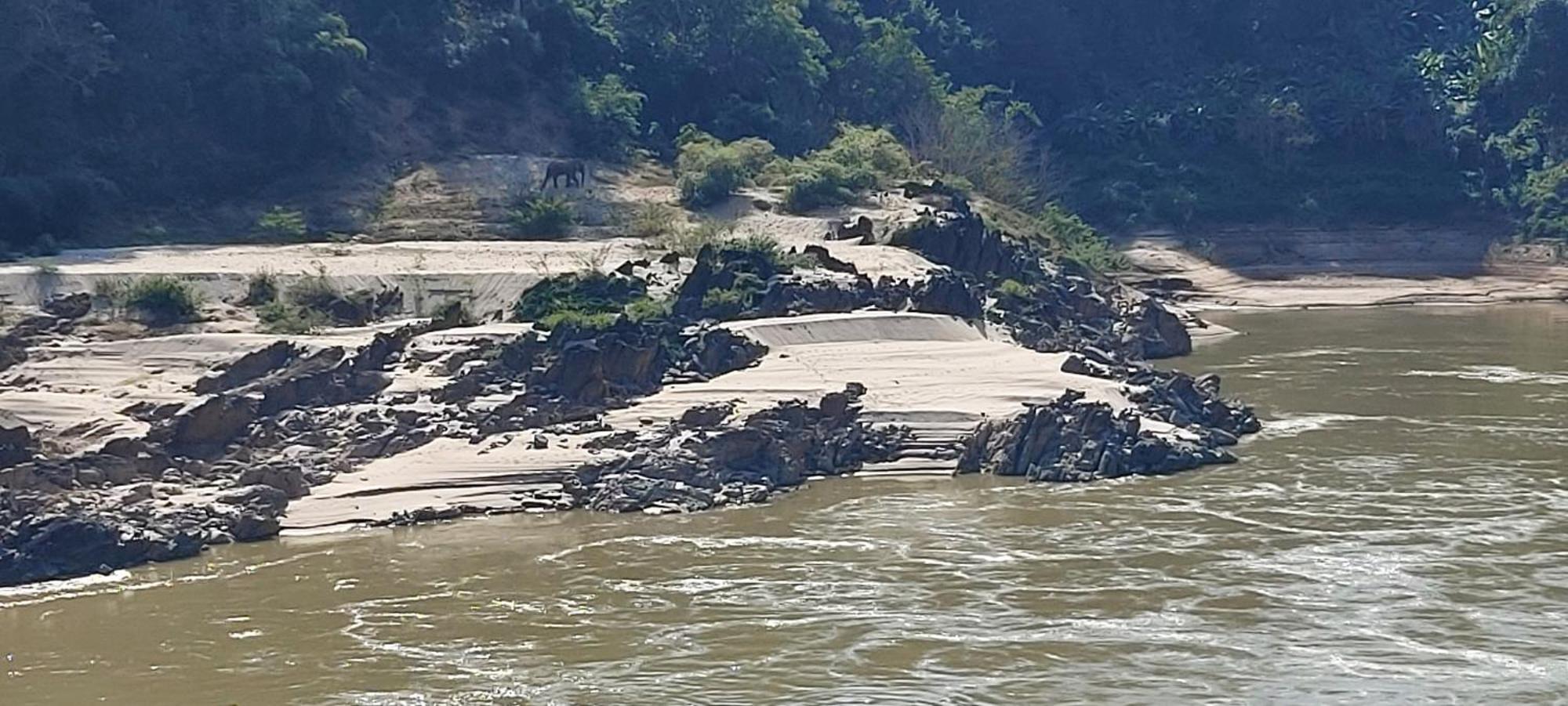 Mekong Backpackers Pakbeng Daire Dış mekan fotoğraf